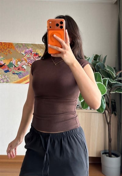 Yuria T Yaka Body Kahve