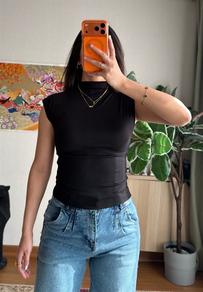 Yuria T Yaka Body Siyah