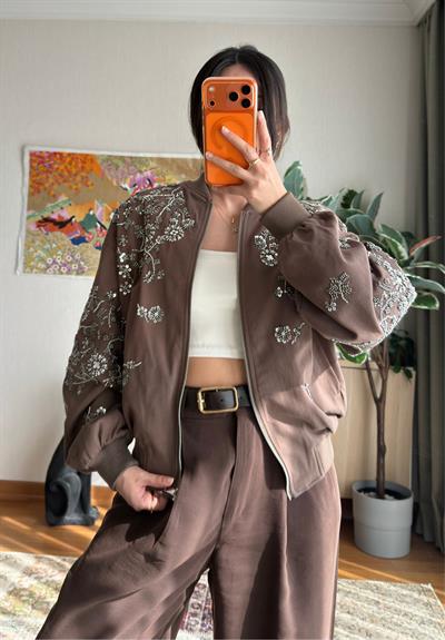 Yurin İşlemeli Vintage Ceket 