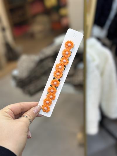 10'Lu Turuncu Papatya Saç Küpesi