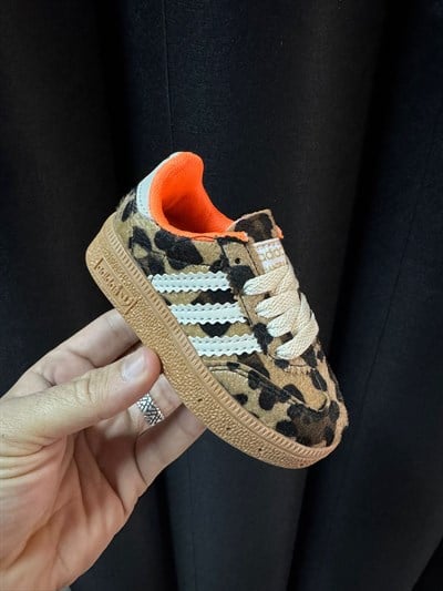 22/35 Numara Leopar Çocuk Spor Ayakkabı