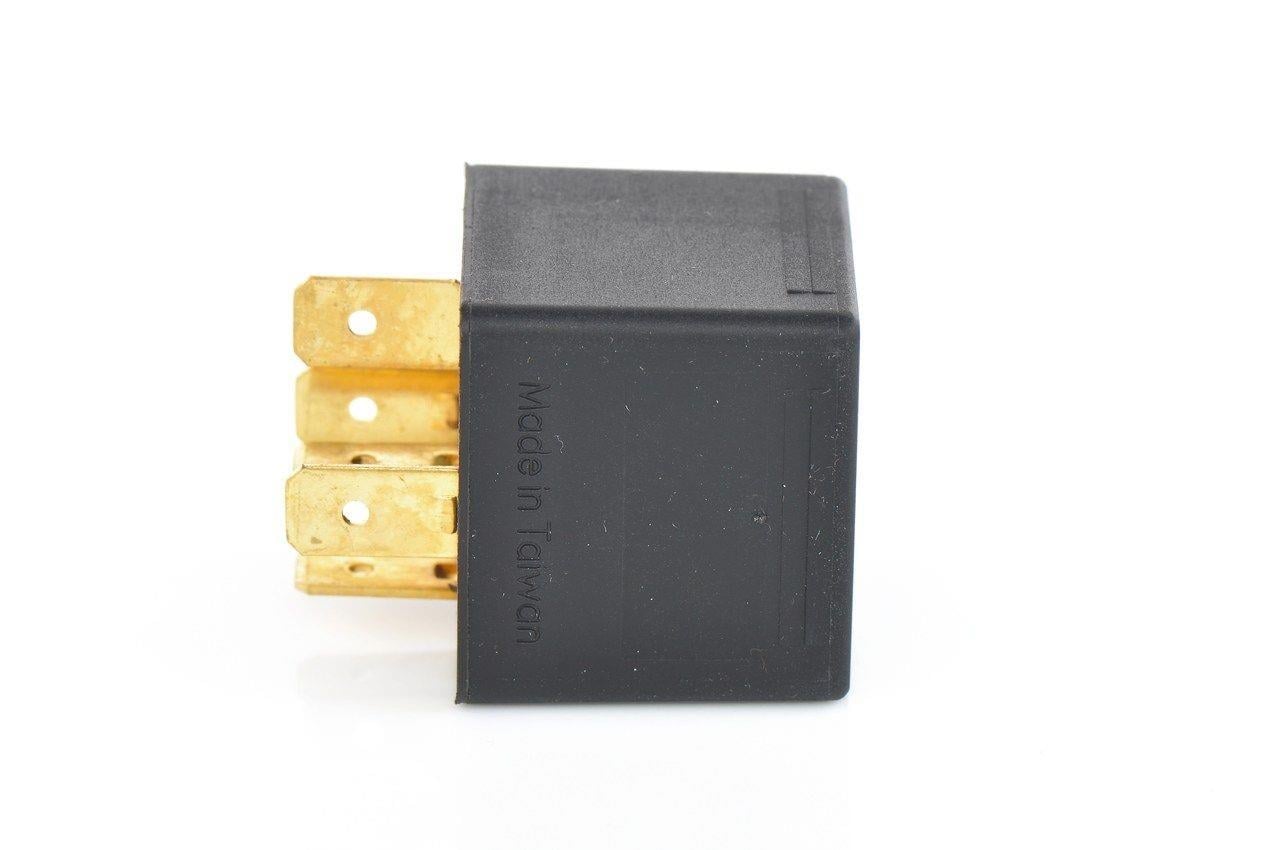 Röle 12v 5uç Sapsız 0986ah0151 | Bosch 0986ah0151