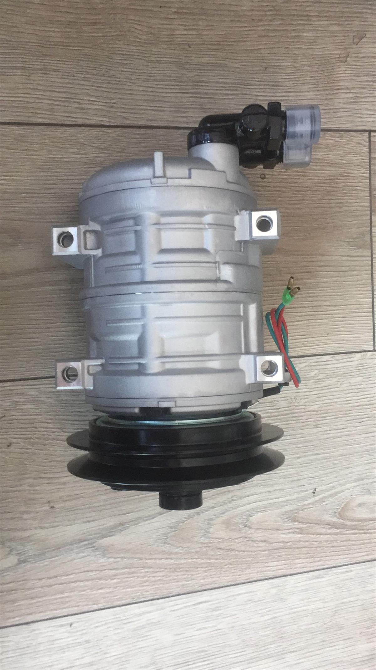Klima Kompresörü 24V TM21 Tek Kasnak B1 Isuzu Nova Isuzu Turkuaz - Otokar Tempo - Temsa Prestij - Thermo King) | ACEDGE ACEAA0200