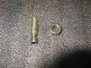Debriyaj Ayar Civatası Fiat-new Holland :trm 450-480 Debriyaj Civatası Somunlu 8 Mm | Nh 596249