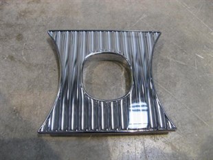 Kaput Açma Arma Yuvası Fiat-new Holland :trm Td 65-75 Kaput Açma Arma Yuvası 5180835 | Nh 5180835
