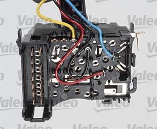Far Korna Kolu Arka Sisli Renault:master Iıı 2.5dcı 06- | Valeo 251601
