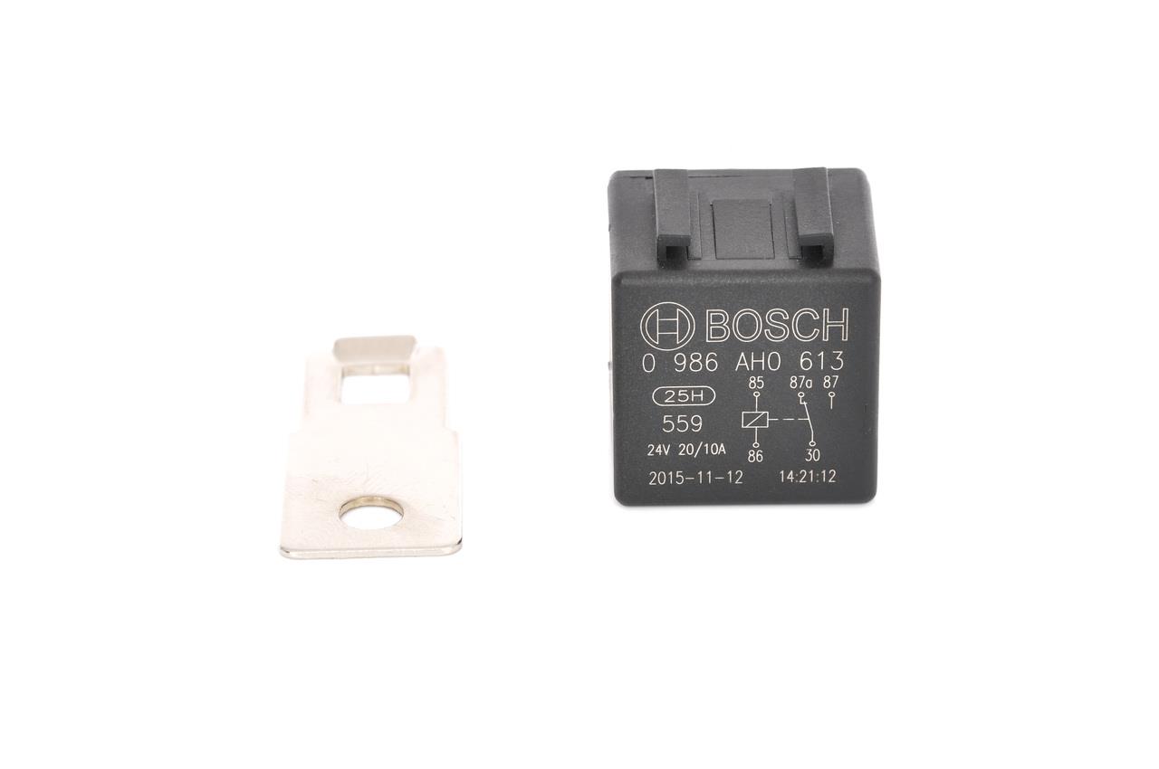 Röle Değiştirici 24v A Tipi 20-10 Amp 5 Uçlu Saplı Mercedes 7 375124000 0008201710 Man 88259020005 | Bosch 0986ah0613