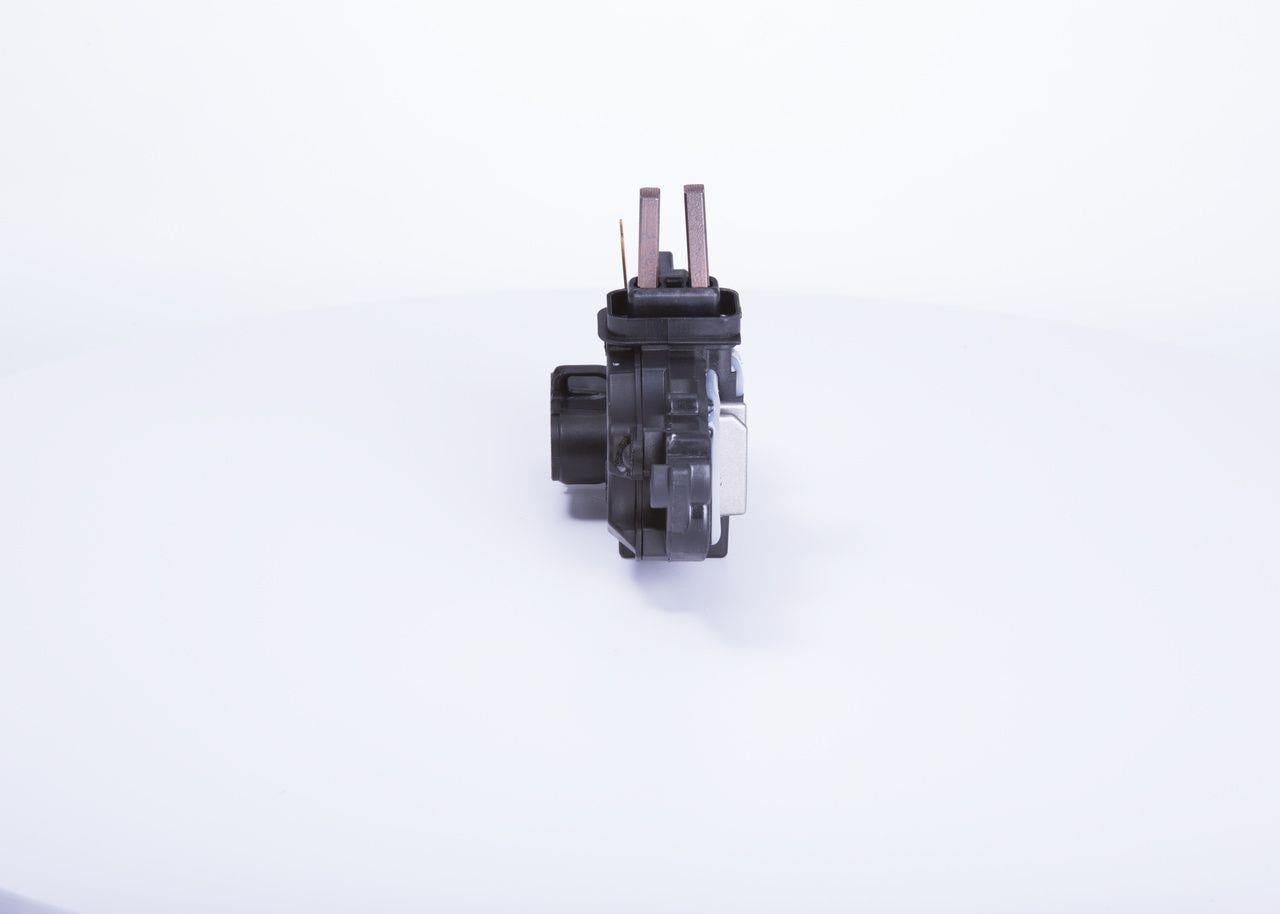 Konjektör 24v Volvo Tır Mercedes Axor Actros Scanıa Daf Volvo 5 Fıslı F00ma45248 | Bosch F00ma45248