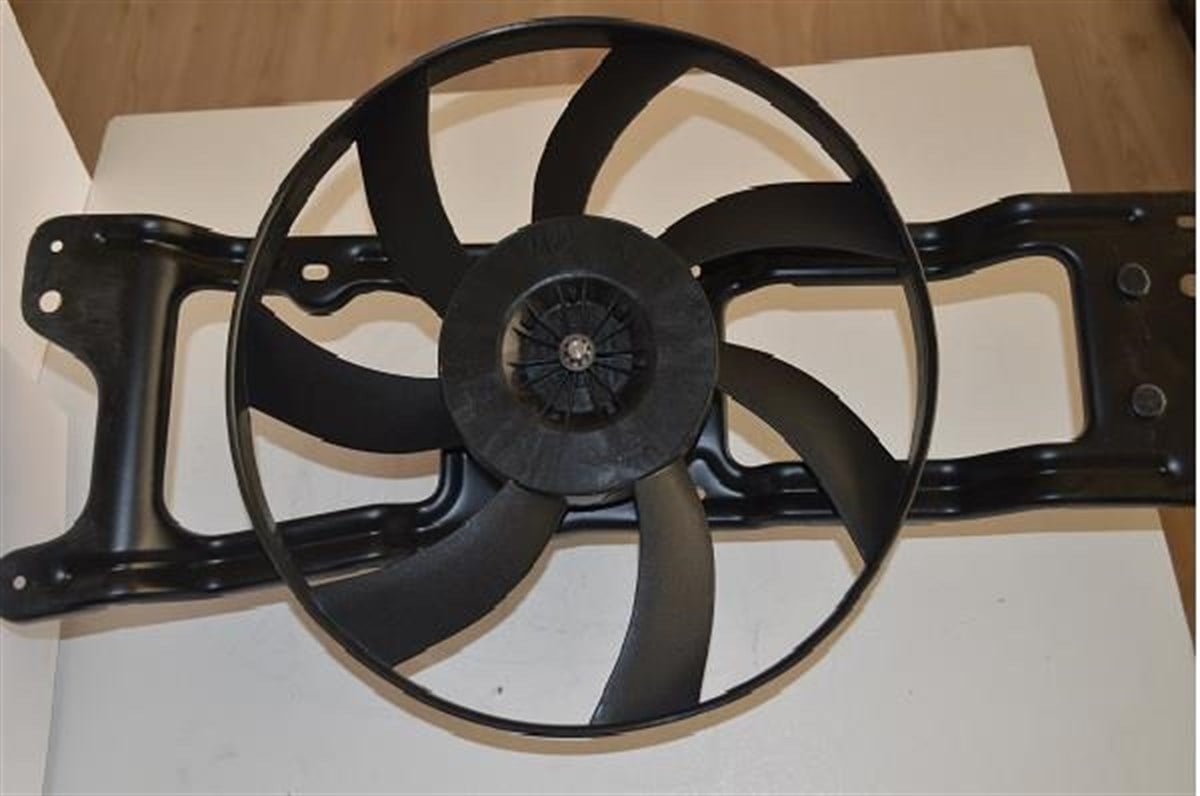 Fan Motoru 12v Komple Megane Klimasız 69401104 | Mako 69401104
