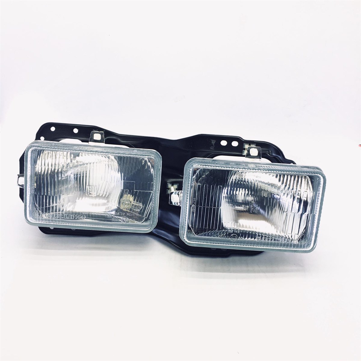 Far Ön Otoyol Kamyon Çiftli Komple Sağ | Mako 39801110