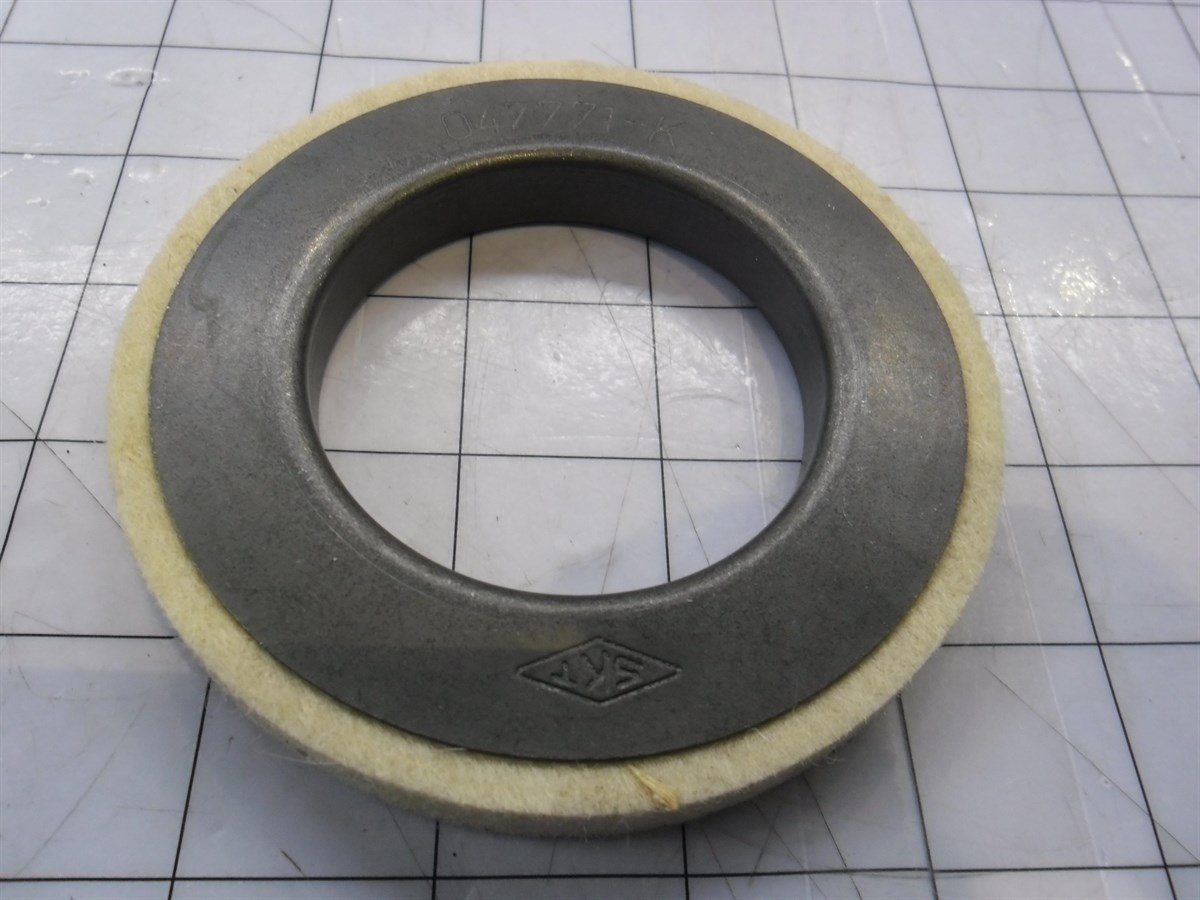Keçe Ön Teker Fiat-new Holland : Trm 450 Ön Teker 50x82x10 | Nh 561956-s