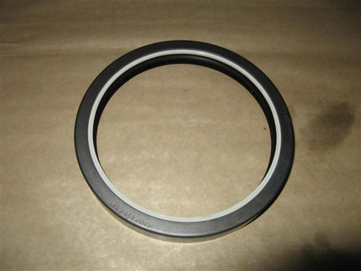 Keçe Ön Porya Porye Fiat-new Holland : Trm Tt55-65 Ön Porya 130x154x18 5184122 | Nh 5184122