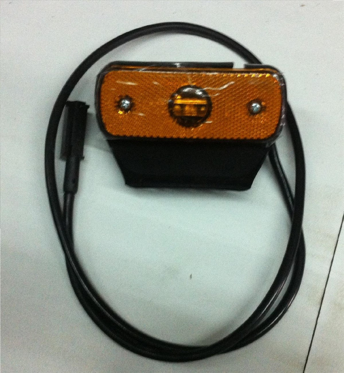 Side Marker Yan Lamba 24v Tek Ledli Kablolu Braketli 100mm Kablolu | Saba 3036m019y30a