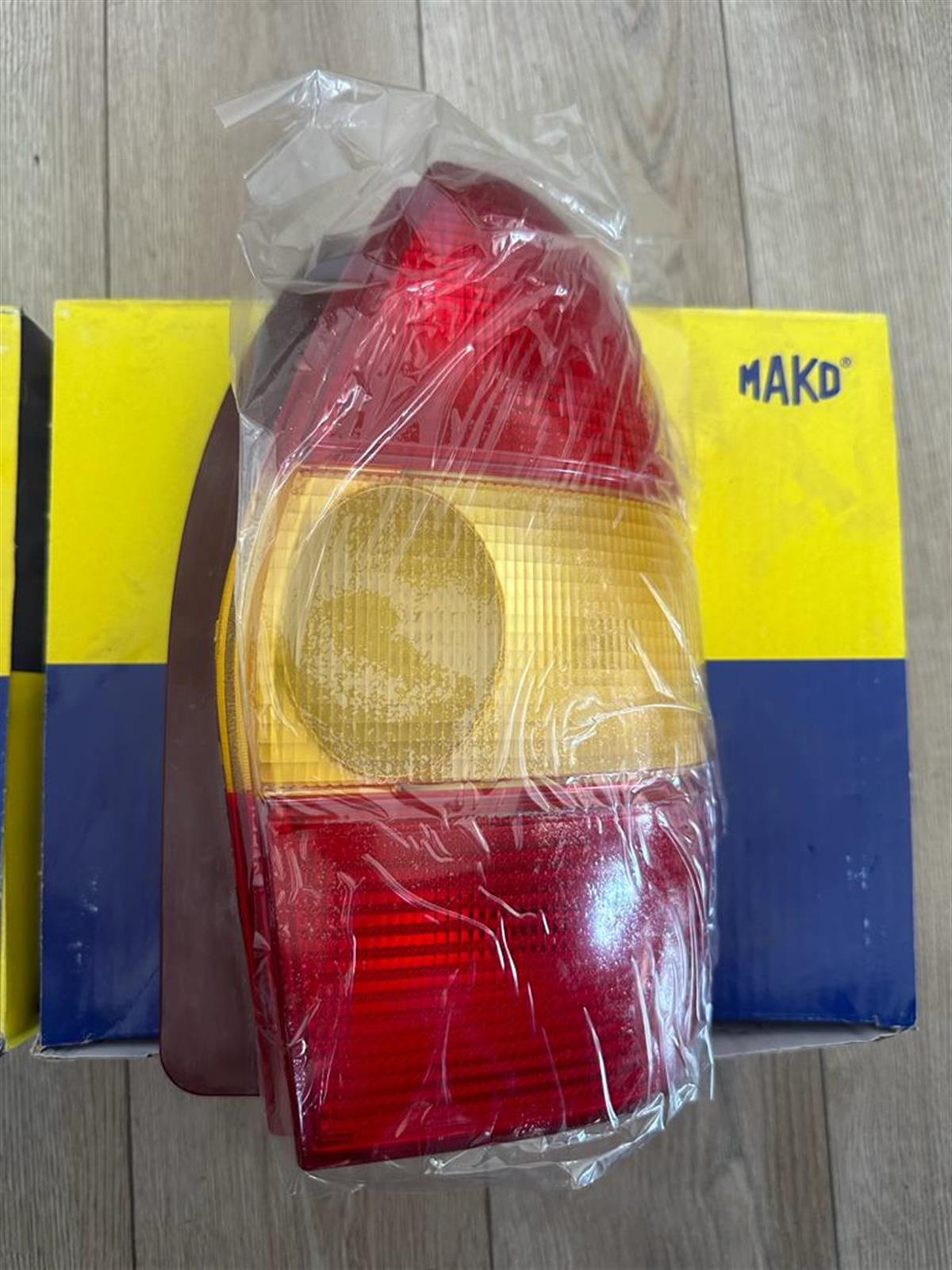 Stop Lambası Takım Palio Weekend ( 1 Sağ + 1 Sol ) | Mako 38600111 - 38610111