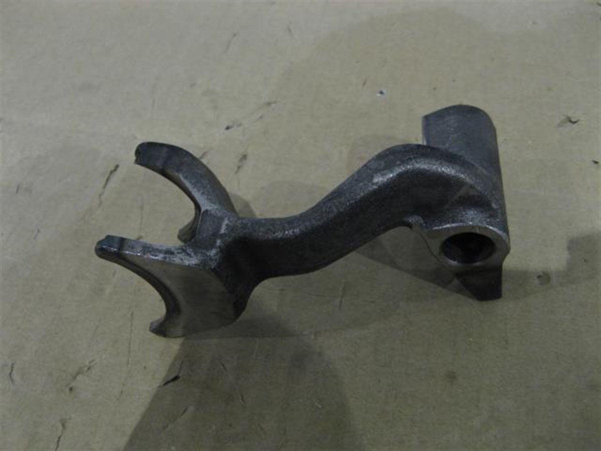 1-4 Vites Çatalı Fiat-new Holland :trm 450-480 1/4 Vites Çatalı 588709 | Nh 588709
