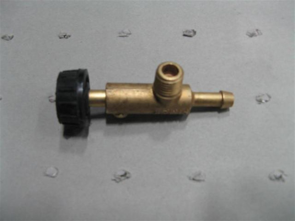 Mazot Depo Musluğu Fiat-new Holland :trm 480-640 Mazot Depo Musluğum12 X 1,5 Diş | Nh 5086583
