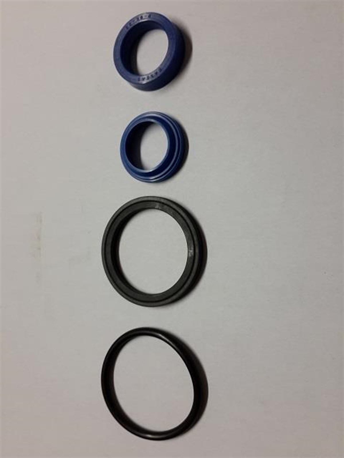 Hidrolik Direksiyon Piston Tamir Takımı Trm 54c-70/56 Hid.dir.piston Tm.tk 22*30*8--22*30 | Nh 5080118