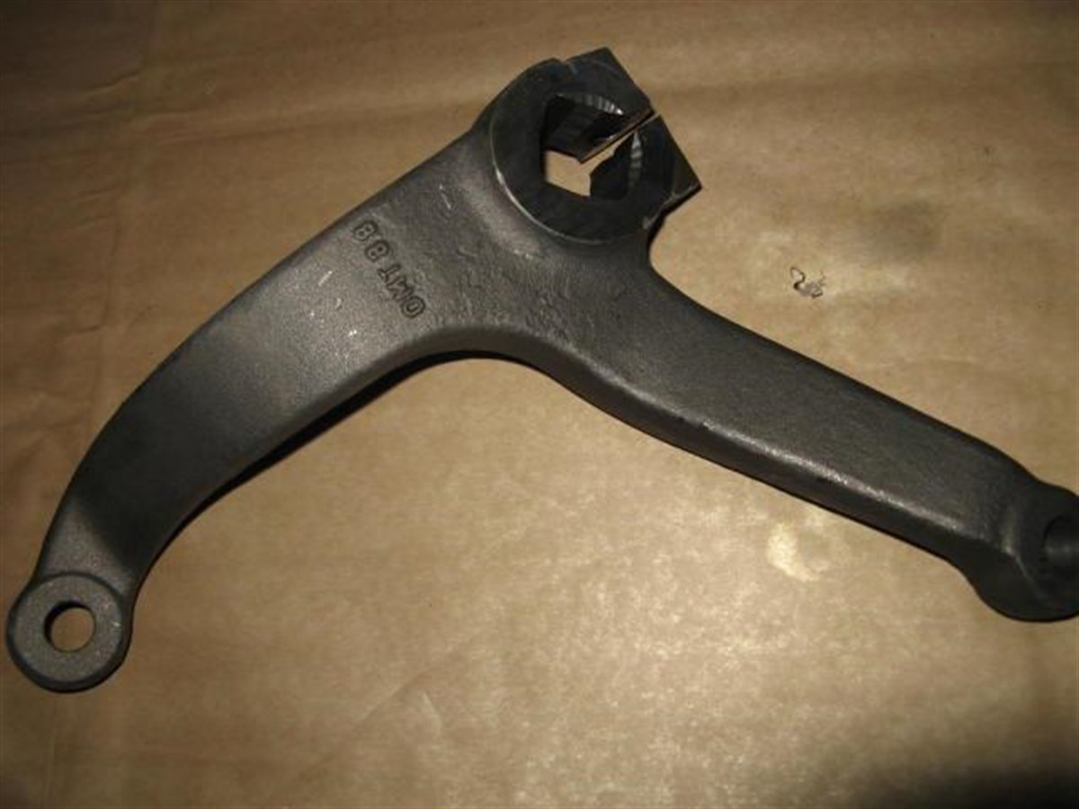 Ön Akson Rot Kolu Sol -fiat-new Holland :trm 55-65-46 Ön Akson Rot Kolu Sol 5110375 | Nh 5110375