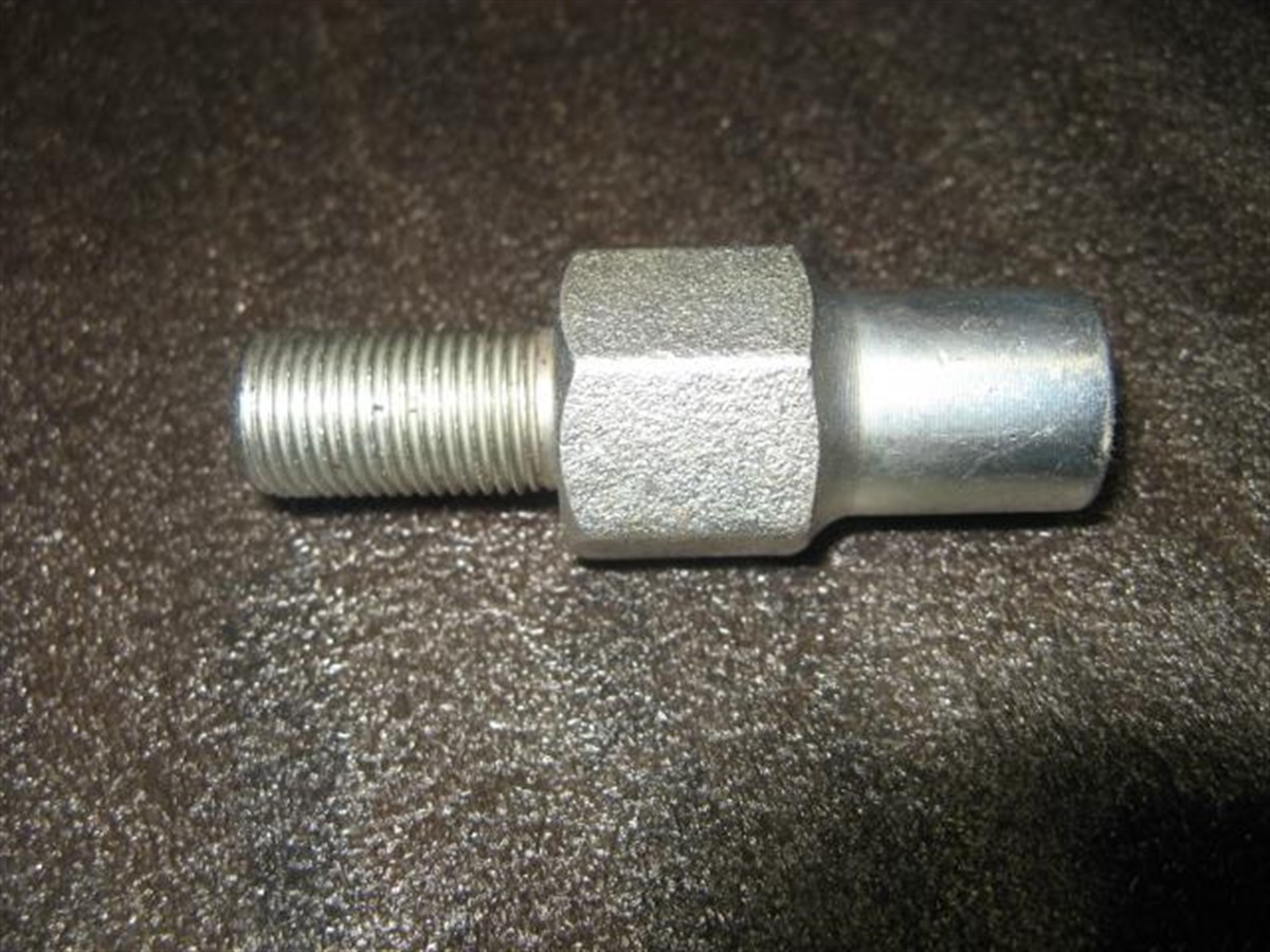 Ağırlık Civatası Büyük Fiat-new Holland :trm 80/60/66 Td Serisi Ağırlık Civatasıbüyük | Nh 44018047