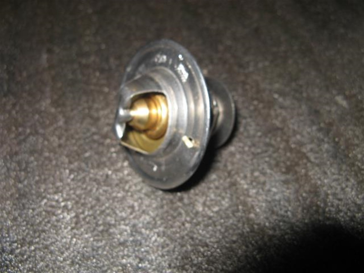 Termostat Fiat-new Holland :trm Termostat 74'derece 5080003 | Nh 5080003