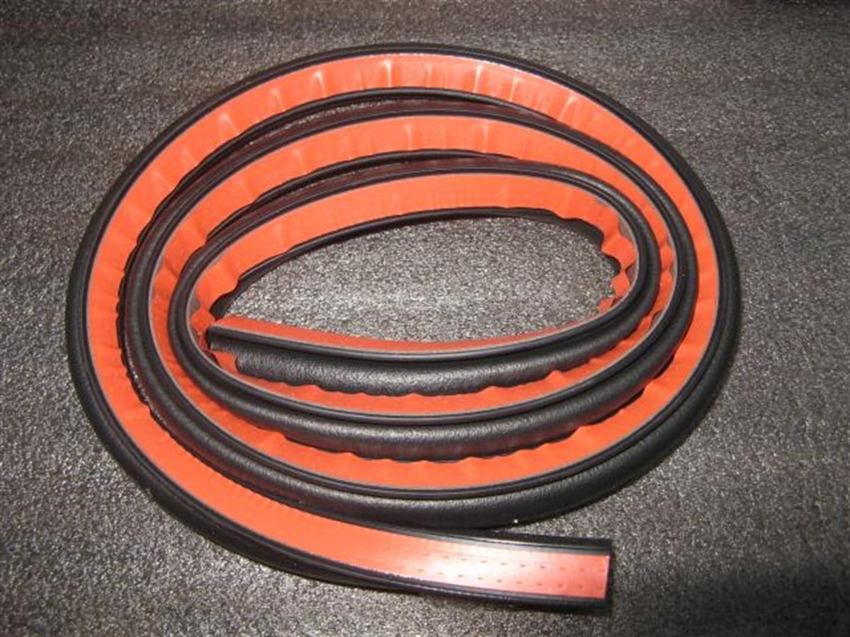 Kaporta Fitili Arka -fiat-new Holland :trm Tt55/60/65 Kap.lastik-fitil Arka 114cm.5094730 | Nh 5094730