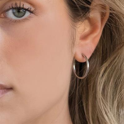 18 Mm Cerrahi Çelik Halka Küpe Gümüş Renkli