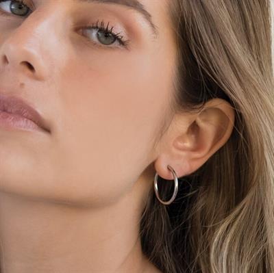 18 Mm Cerrahi Çelik Halka Küpe Gümüş Renkli