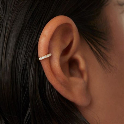 6 mm Gold Taşlı Halka Piercing Tragus Forward Helix Kıkırdak