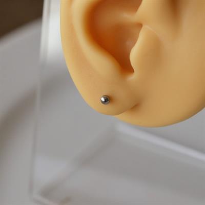 Cerrahi Çelik 3 mm Tek Top Küpe Gümüş Renk