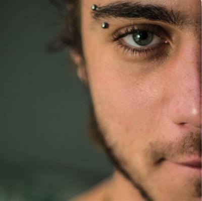 Cerrahi Çelik Hologram Renkli Renkli Kaş Piercingi 8 mm