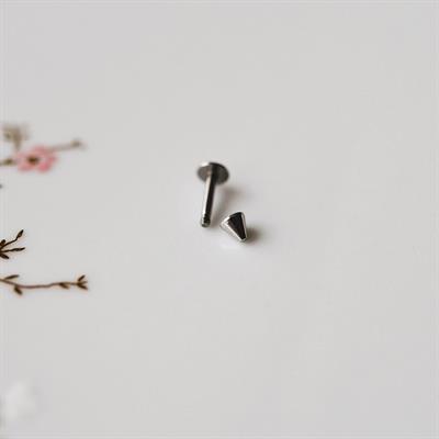 Cerrahi Çelik Sivri Uçlu Tragus Piercing Helix Kıkırdak 6 mm Gümüş Renk