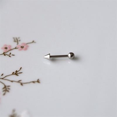 Cerrahi Çelik Sivri Uçlu Tragus Piercing Helix Kıkırdak 8 mm Gümüş Renk Arkası Toplu