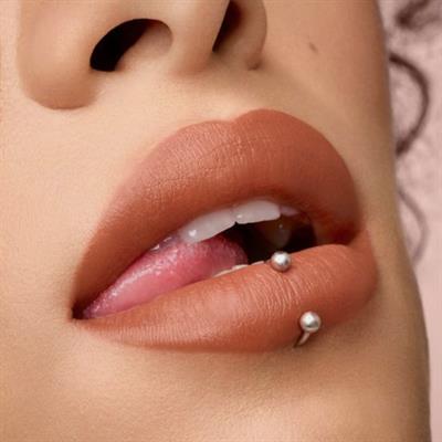 Cerrahi Çelik Ucu Toplu Dudak Piercingi 8 mm Gümüş Renk Smile Piercing