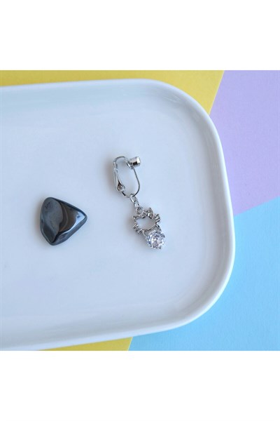 Deliksiz Göbek Piercing Mıknatıslı Sıkıştırma Kedi Figürlü Delik Gerektirmez