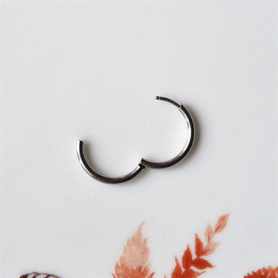Erkek Cerrahi Çelik Küpe Silver Renk 18 mm Halka