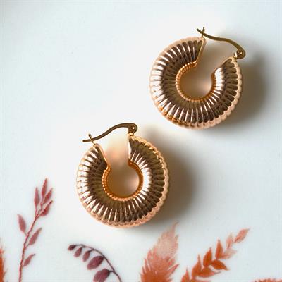 Gold Rose Bombeli Tırtıklı Boru Halka Küpe