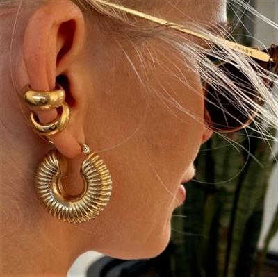 Gold Rose Bombeli Tırtıklı Boru Halka Küpe