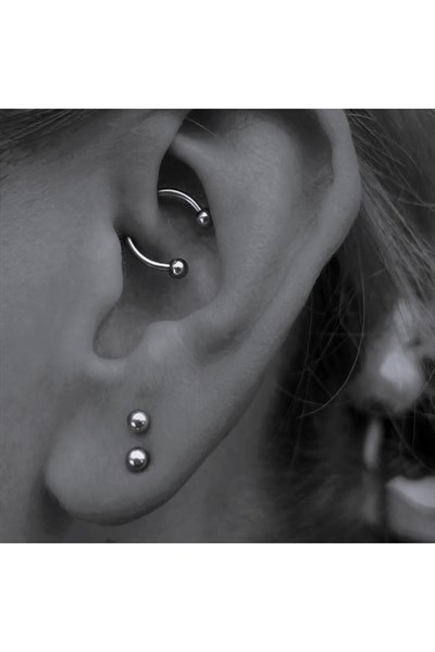 Gümüş Renk Cerrahi Çelik Toplu Piercing 10 Mm Helix Lob Conch Daith