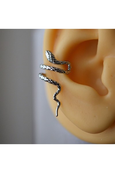 Gümüş Renkli Çelik Yılan Model Earcuff Yılan Sıkıştırma Kıkırdak Küpesi