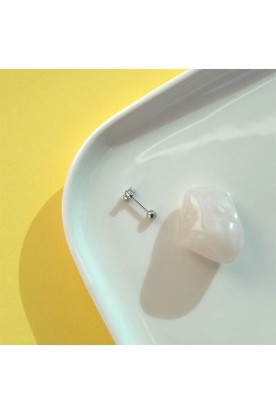 Mini Üçtaş Helix Piercing Helix Kıkırdak Tragus Conch Silver Renk Çelik Piercing Zirkon Taş