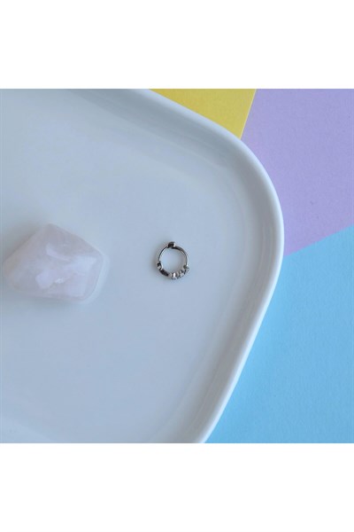 Silver Renk Cerrahi Çelik Taşlı Halka Tragus Piercing Helix Lob Kıkırdak