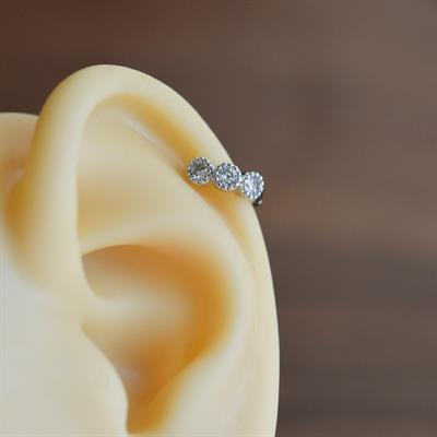Silver Renk Cerrahi Çelik Taşlı Halka Tragus Piercing Helix Lob Kıkırdak