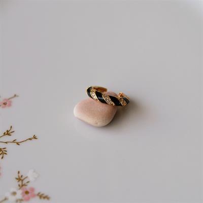 Siyah Taşlı Bombeli Düz Earcuff Sıkıştırma Kıkırdak Küpe