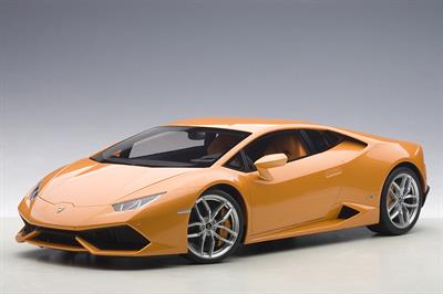 AUTOart Lamborghini Huracán LP610-4 (Arancio Borealis)