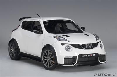 AUTOart Nissan Juke-R 2.0 (White) 1:18