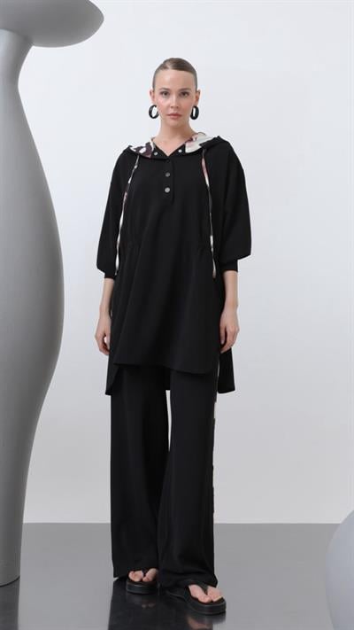 KAPŞONLU DESENLİ TAKIM SİYAH 