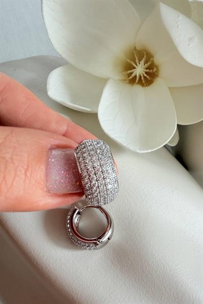 Xuping  Zirkon Taşlı Bombeli Küpe