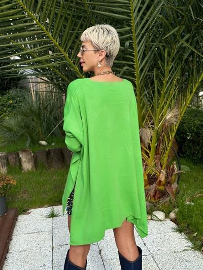 AÇIK YEŞİL V YAKA OVERSIZE TRİKO TUNİK