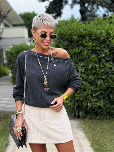 ANTRASİT KUŞGÖZÜ DETAY KAYIK YAKA KAZAK