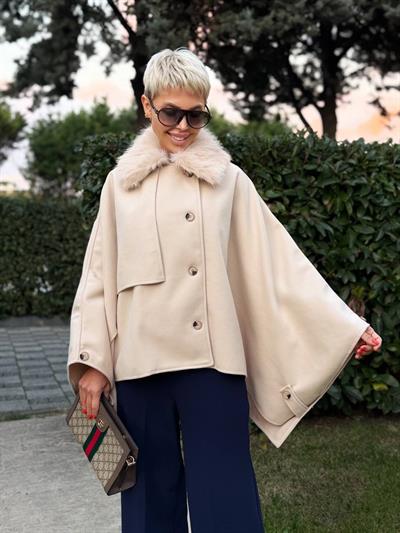 BEJ KÜRK YAKA KAŞE PANÇO